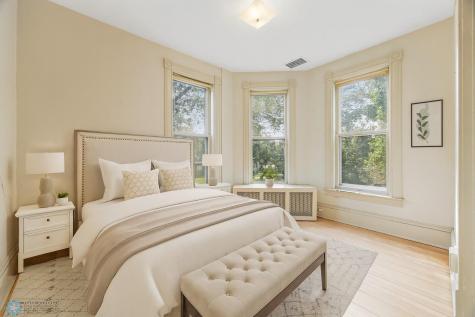 1121 4th Avenue S Fargo ND 58103