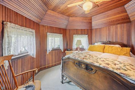 1121 4th Avenue S Fargo ND 58103