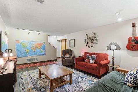 1401 88th Avenue N Brooklyn Park MN 55444
