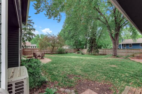 1401 88th Avenue N Brooklyn Park MN 55444