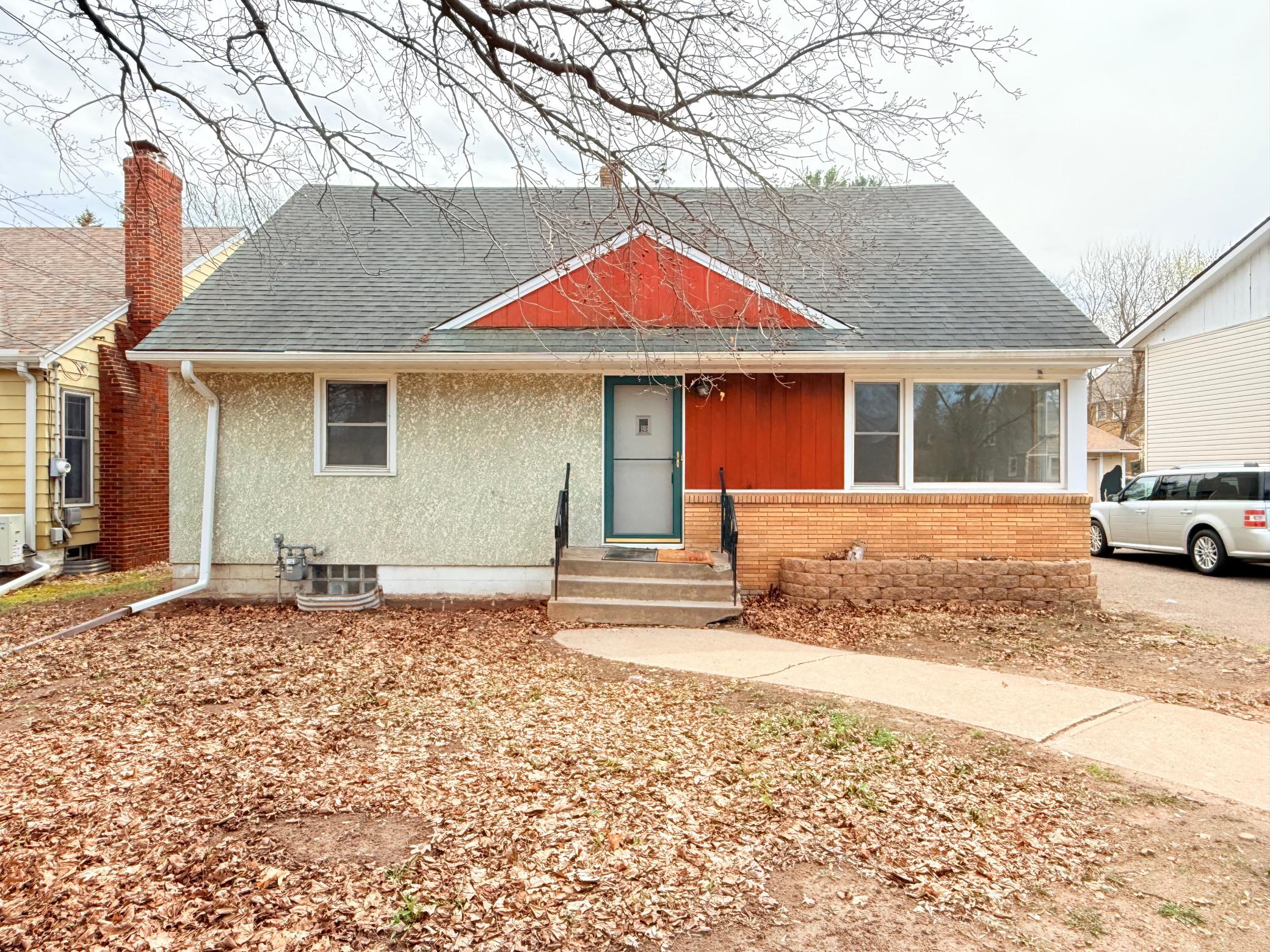 1186 Larpenteur Avenue E Saint Paul MN 55109