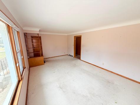 1186 Larpenteur Avenue E Saint Paul MN 55109