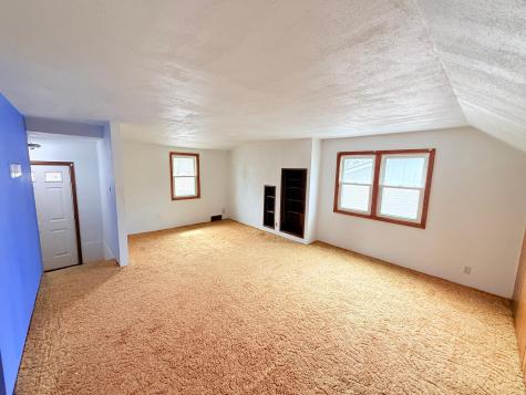 1186 Larpenteur Avenue E Saint Paul MN 55109