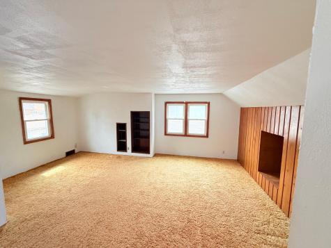 1186 Larpenteur Avenue E Saint Paul MN 55109