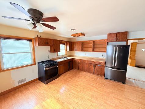 1186 Larpenteur Avenue E Saint Paul MN 55109