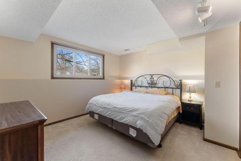 8119 Lower 129th Court Apple Valley MN 55124