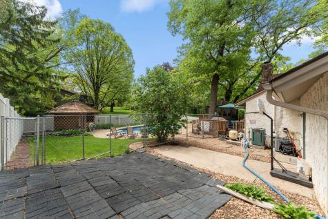 8119 Lower 129th Court Apple Valley MN 55124
