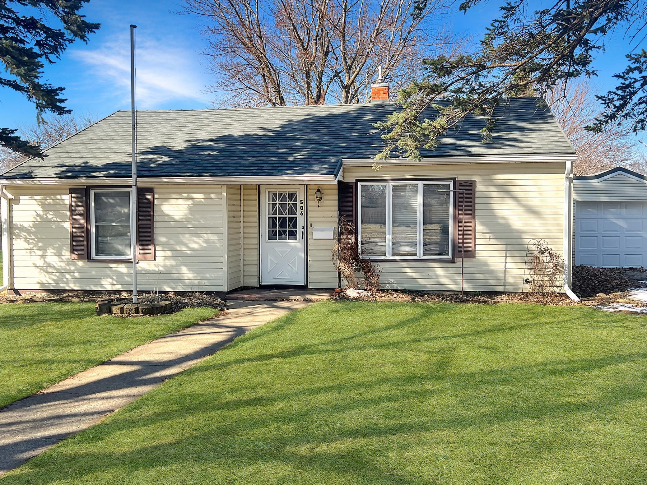 506 E 2nd Street N Truman MN 56088
