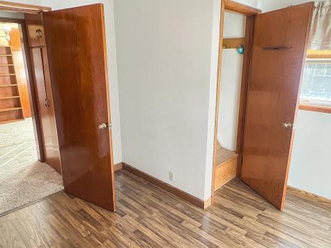 506 E 2nd Street N Truman MN 56088