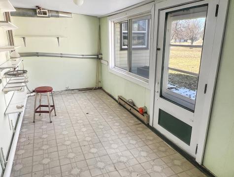 506 E 2nd Street N Truman MN 56088