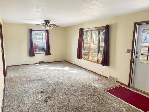 506 E 2nd Street N Truman MN 56088