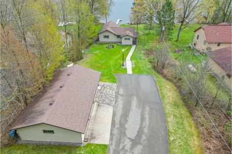 29060 W Shore Lane Pengilly MN 55775