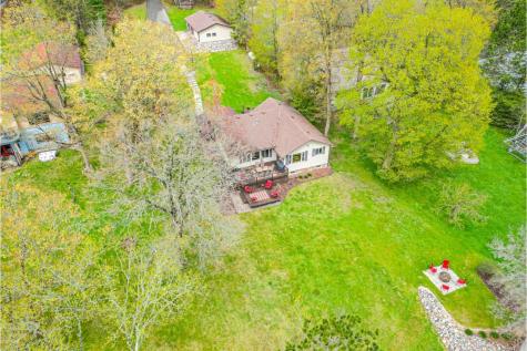 29060 W Shore Lane Pengilly MN 55775