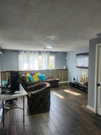 8003 Fairfield Circle Brooklyn Park MN 55444