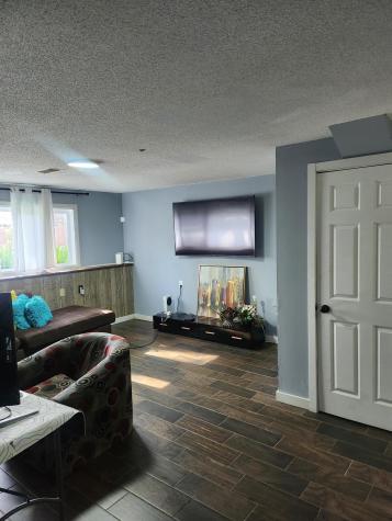 8003 Fairfield Circle Brooklyn Park MN 55444