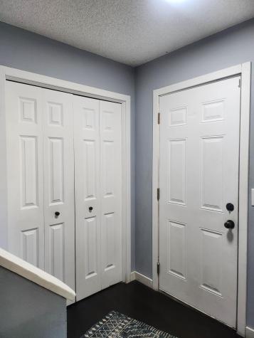 8003 Fairfield Circle Brooklyn Park MN 55444