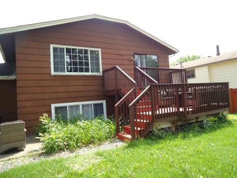 8003 Fairfield Circle Brooklyn Park MN 55444