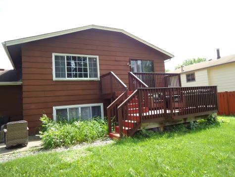8003 Fairfield Circle Brooklyn Park MN 55444