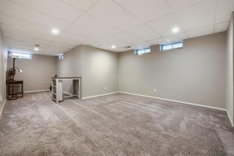 6387 Saint Johns Drive Eden Prairie MN 55346