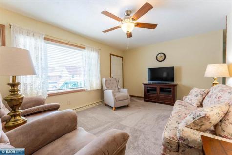404 Kent Road Hoyt Lakes MN 55750