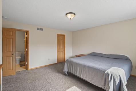 8983 Sawgrass Glen N Maple Grove MN 55311