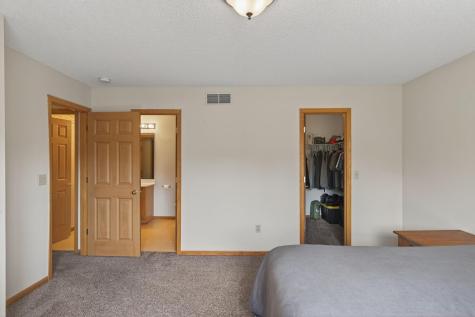 8983 Sawgrass Glen N Maple Grove MN 55311