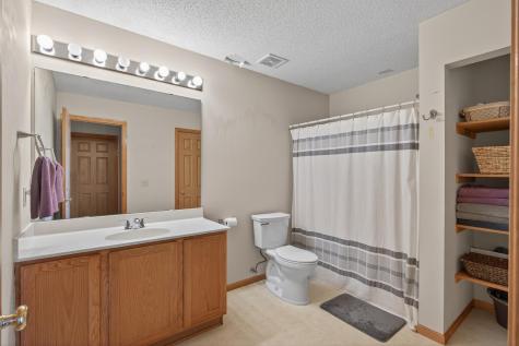 8983 Sawgrass Glen N Maple Grove MN 55311