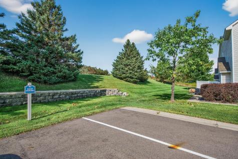 8983 Sawgrass Glen N Maple Grove MN 55311
