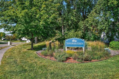 8983 Sawgrass Glen N Maple Grove MN 55311