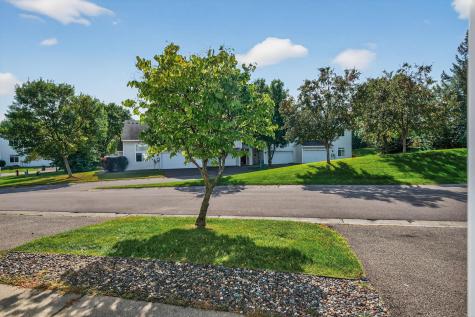 8983 Sawgrass Glen N Maple Grove MN 55311