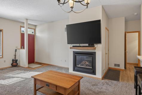 8983 Sawgrass Glen N Maple Grove MN 55311