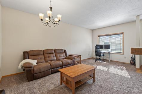 8983 Sawgrass Glen N Maple Grove MN 55311