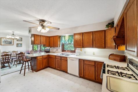 21156 Vernon Avenue Credit River MN 55372