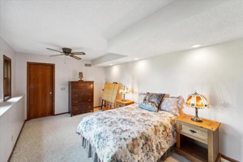 21156 Vernon Avenue Credit River MN 55372