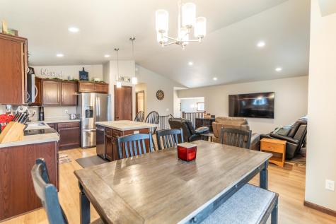 6762 69th Avenue S Horace ND 58047