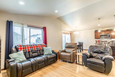 6762 69th Avenue S Horace ND 58047