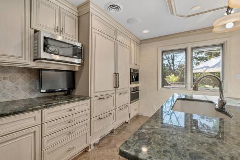 301 22nd Street NW Austin MN 55912
