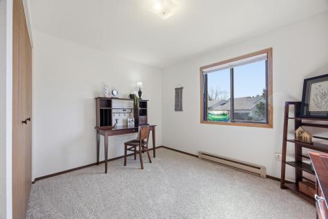 331 Prairiewood Circle S Fargo ND 58103
