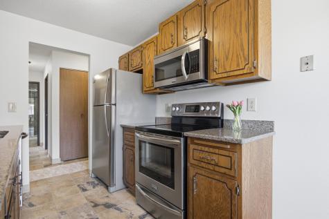331 Prairiewood Circle S Fargo ND 58103