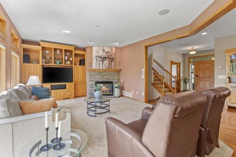 2306 Iverson Court Lino Lakes MN 55038