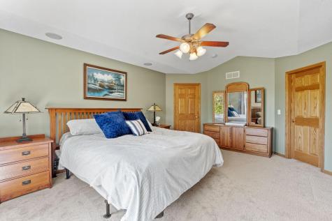 2306 Iverson Court Lino Lakes MN 55038