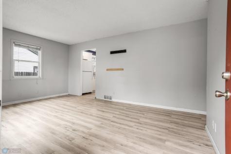 1709 13th Avenue S Fargo ND 58103