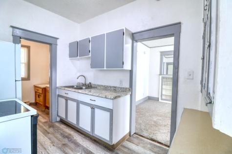 1010 University Drive N Fargo ND 58102