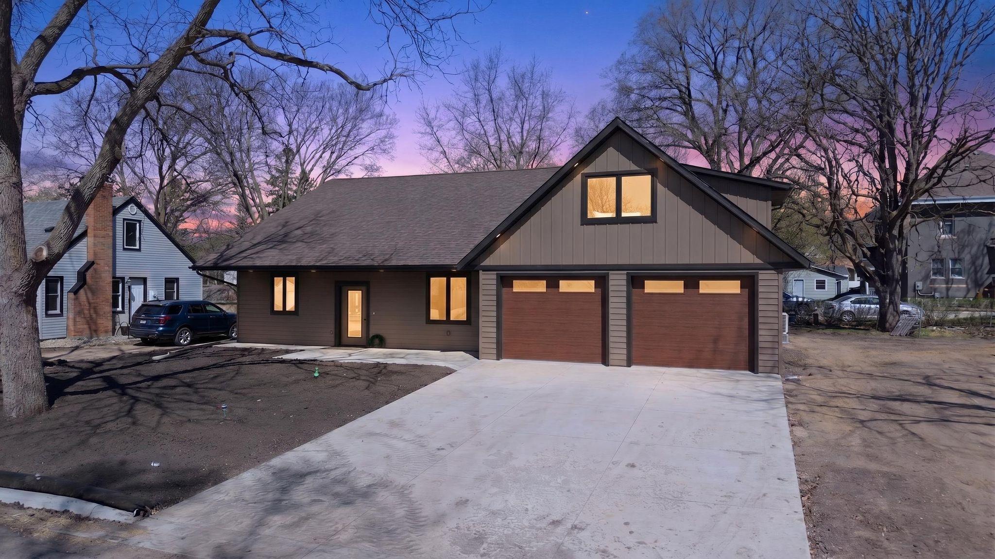 527 Miller Ave SW Hutchinson MN 55350