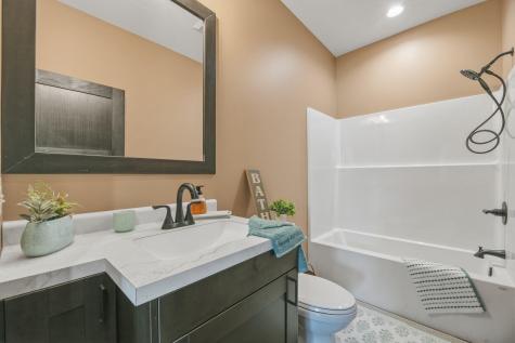 527 Miller Ave SW Hutchinson MN 55350