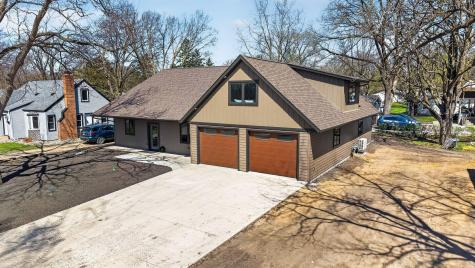 527 Miller Ave SW Hutchinson MN 55350