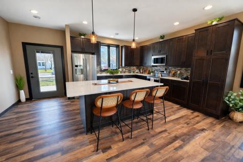 527 Miller Ave SW Hutchinson MN 55350