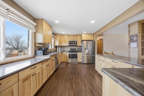 1021 Stony Brook Manor Fergus Falls MN 56537