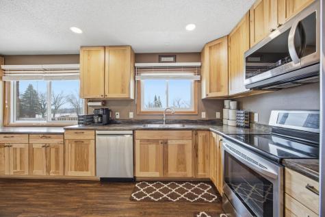 1021 Stony Brook Manor Fergus Falls MN 56537