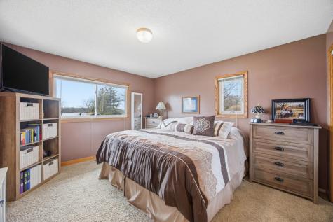 1021 Stony Brook Manor Fergus Falls MN 56537